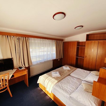 Apartmany Ekoservis Slovensko Veľký Slavkov Exteriör bild